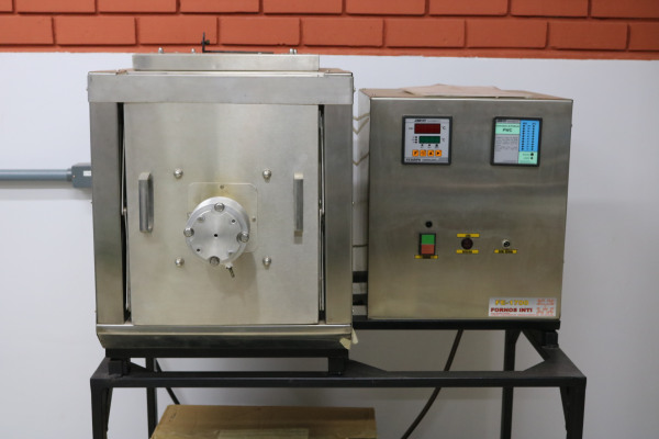 Forno tubular marca Fornos INTI modelo FE-1700